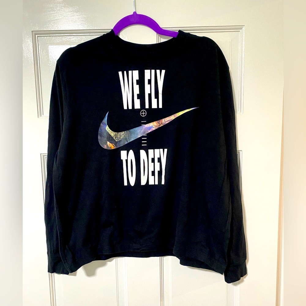 Nike long sleeve tee